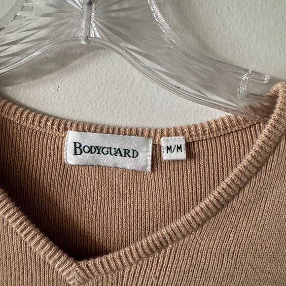 ☀️ VINTAGE BODYGUARD Knit Tan Beige Sweater Vest Medium Preppy Casual V Neck - Picture 3 of 7